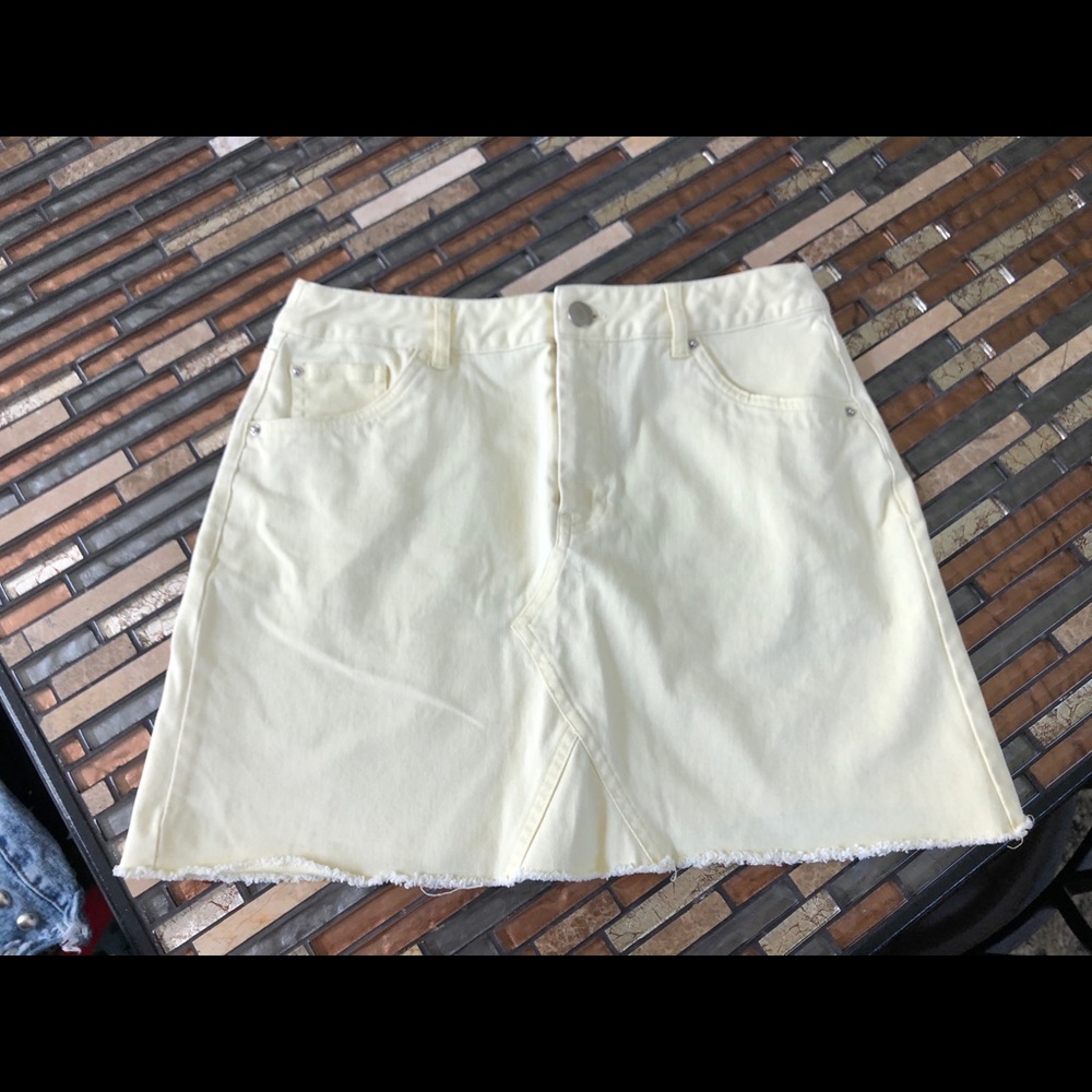 Pastel yellow denim skirt